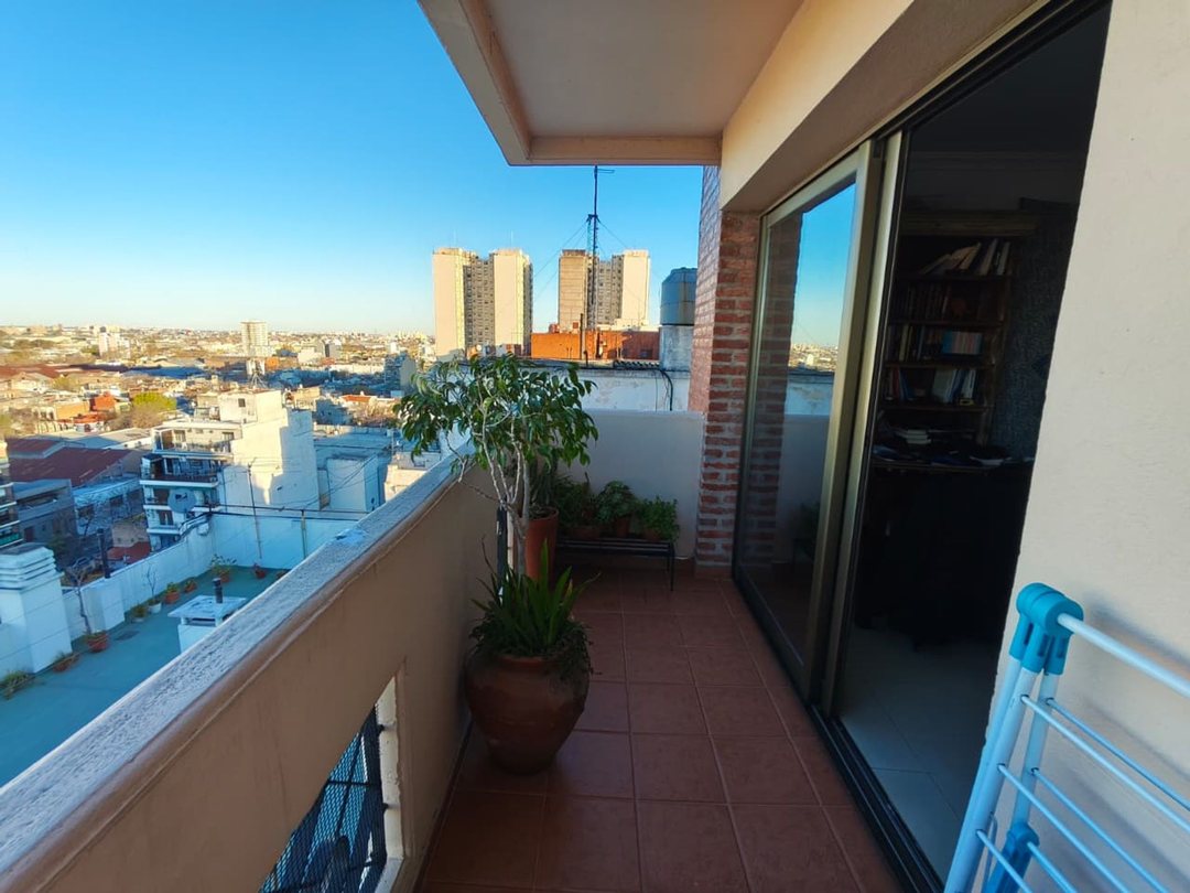 VENTA DPTO 3 AMBIENTES CON BALCON