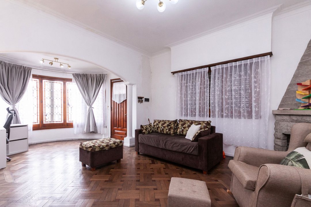 VENTA DE CASA 4 AMB CON COCHERA/PARQUE TEMPERLEY