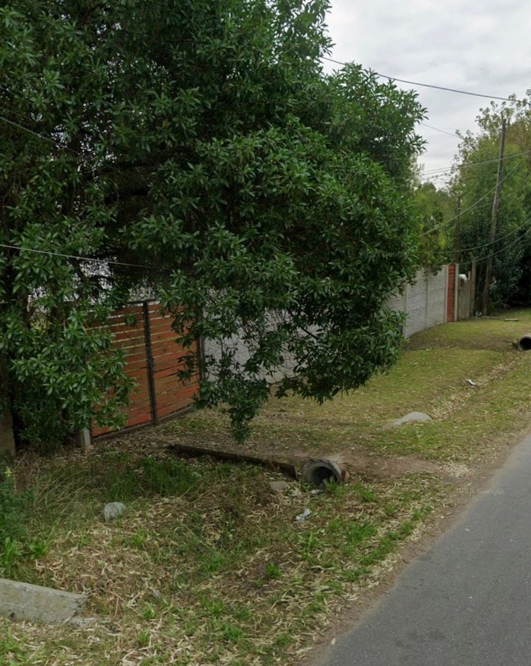 Lote en venta La Plata , ideal galpón