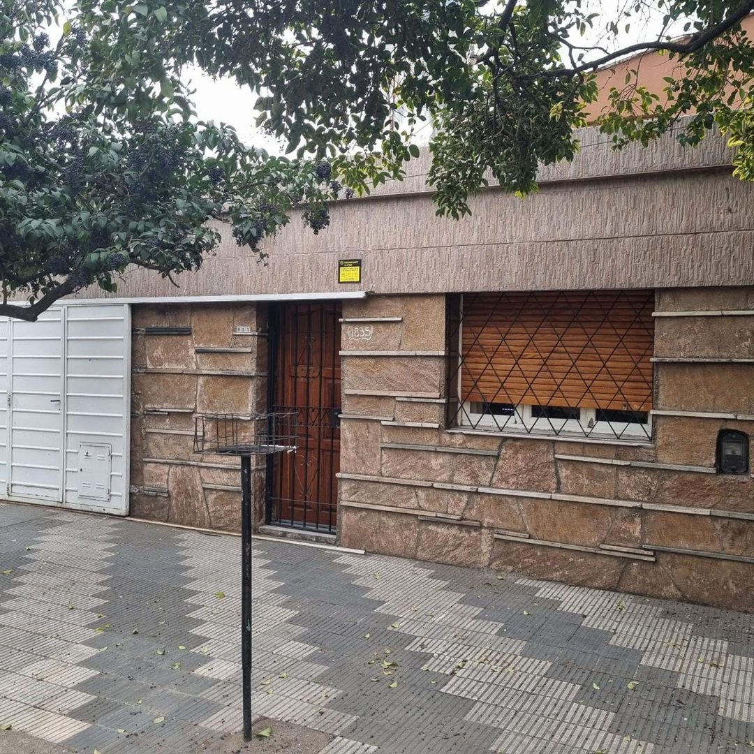 2 PROPIEDADES EN VENTA BARRIO NUEVA ITALIA