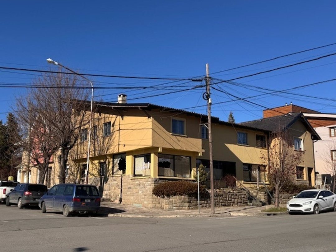 Edificio semi centrico a Refaccionar en Bariloche
