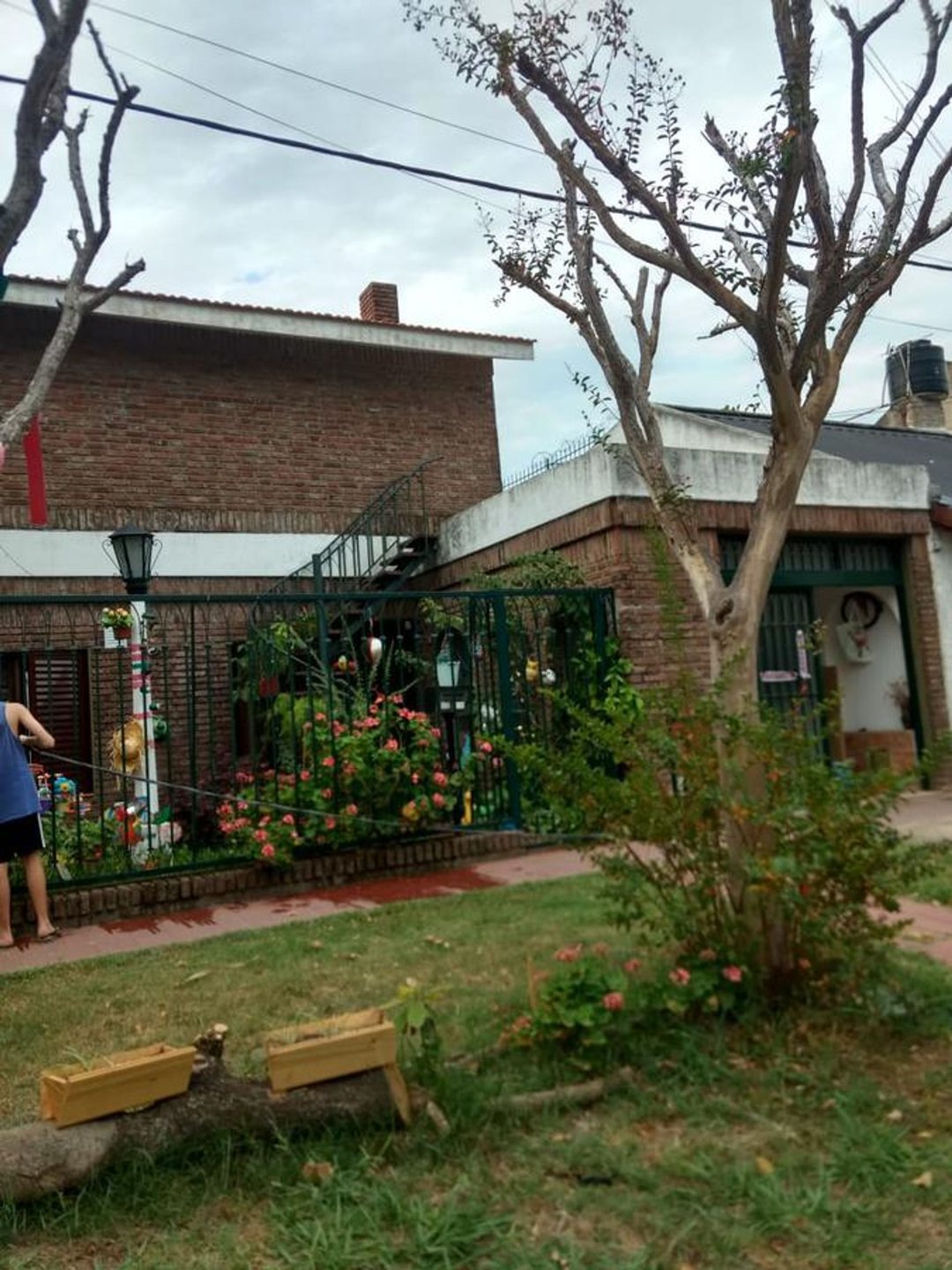 CASA EN VENTA 3 DORMITORIOS CON PATIO LA FLORIDA