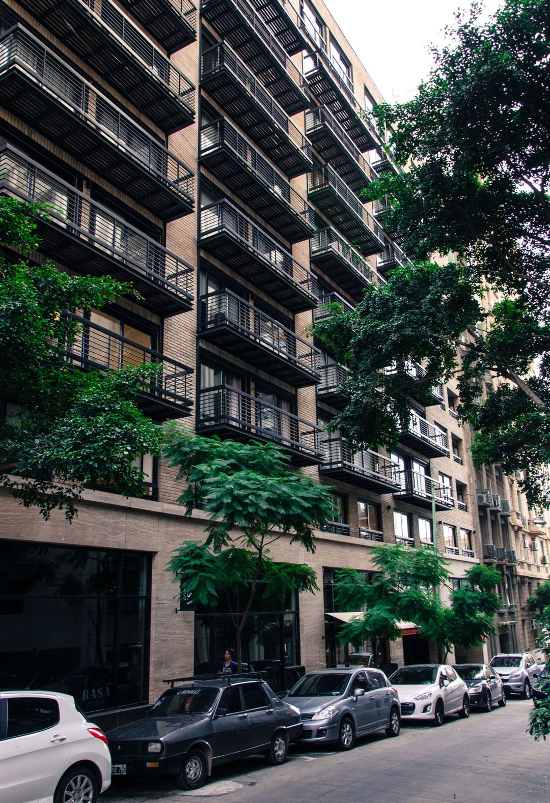 Oficina en Quartier Basavilbaso cochera y balcón