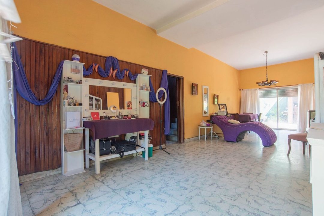VENTA CASA 6 AMBIENTES HURLINGHAM CRÉDITO PERMUTA