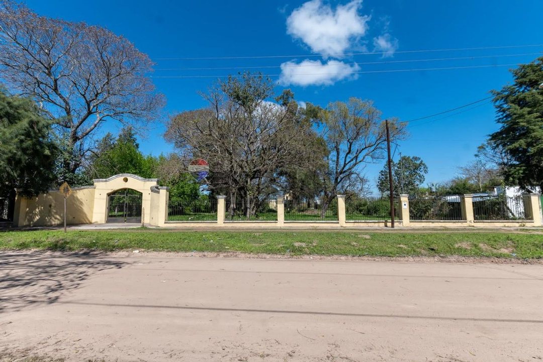 CASA  EN RUTA 1, GRAN TERRENO FORESTADO¡¡¡