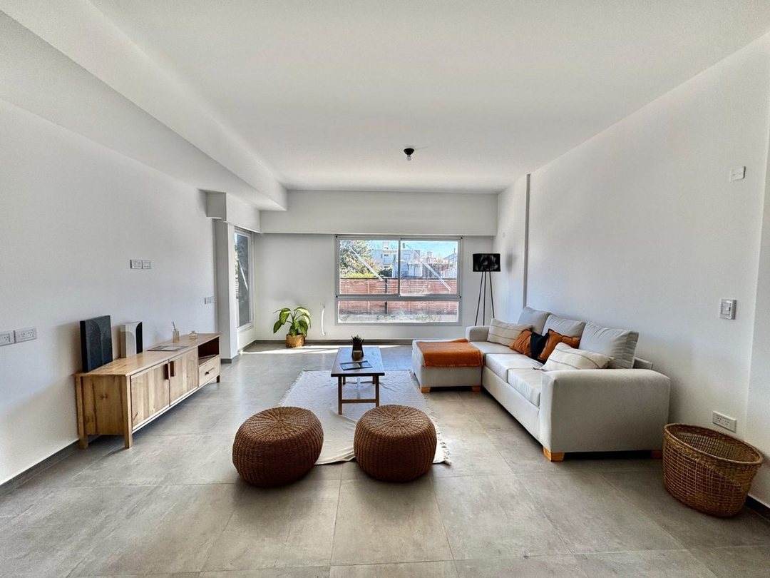 DEPARTAMENTO EN VENTA EN PERGAMINO CON TERRAZA
