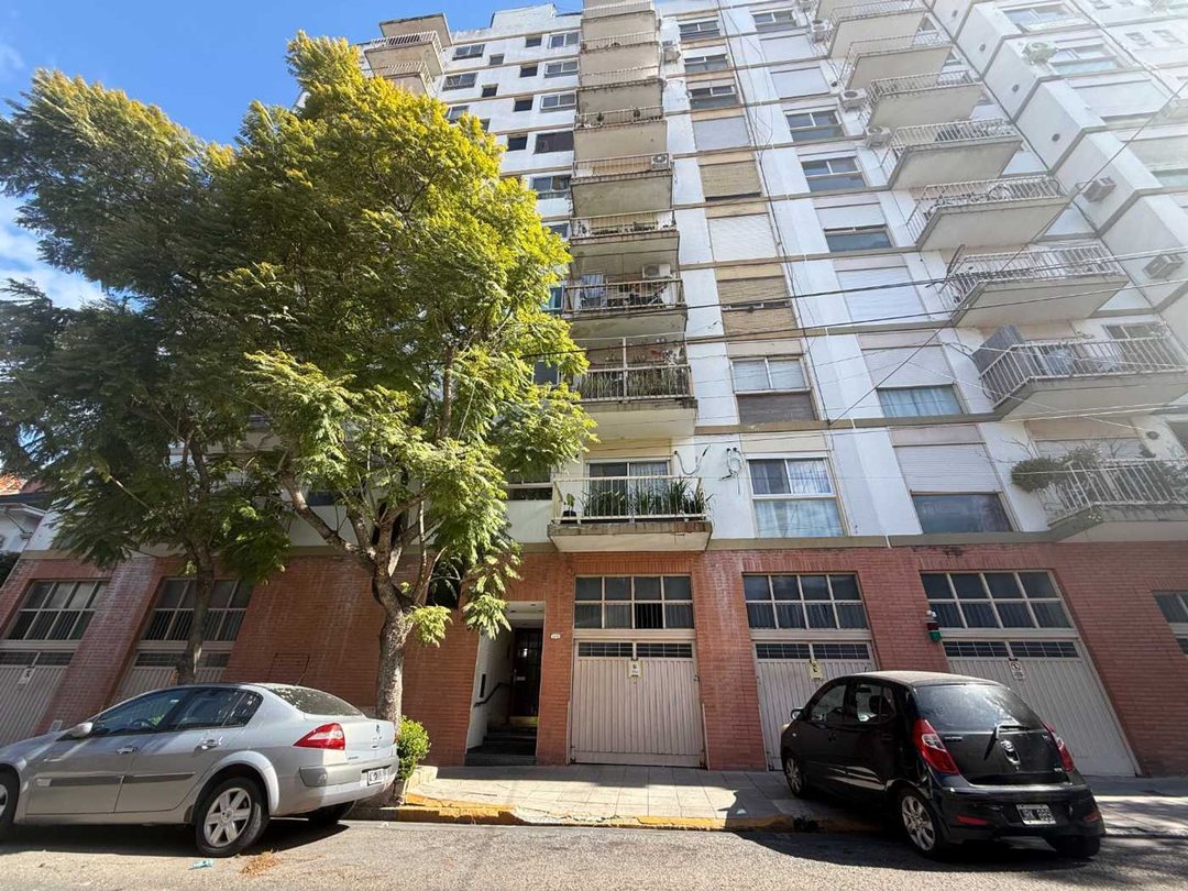 Venta-Departamento 3 ambientes Olivos