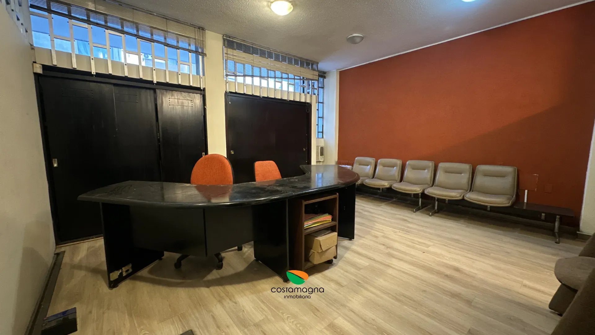Centro|Oficina Flexible 6 Privados, Patios de Luz y Cochera