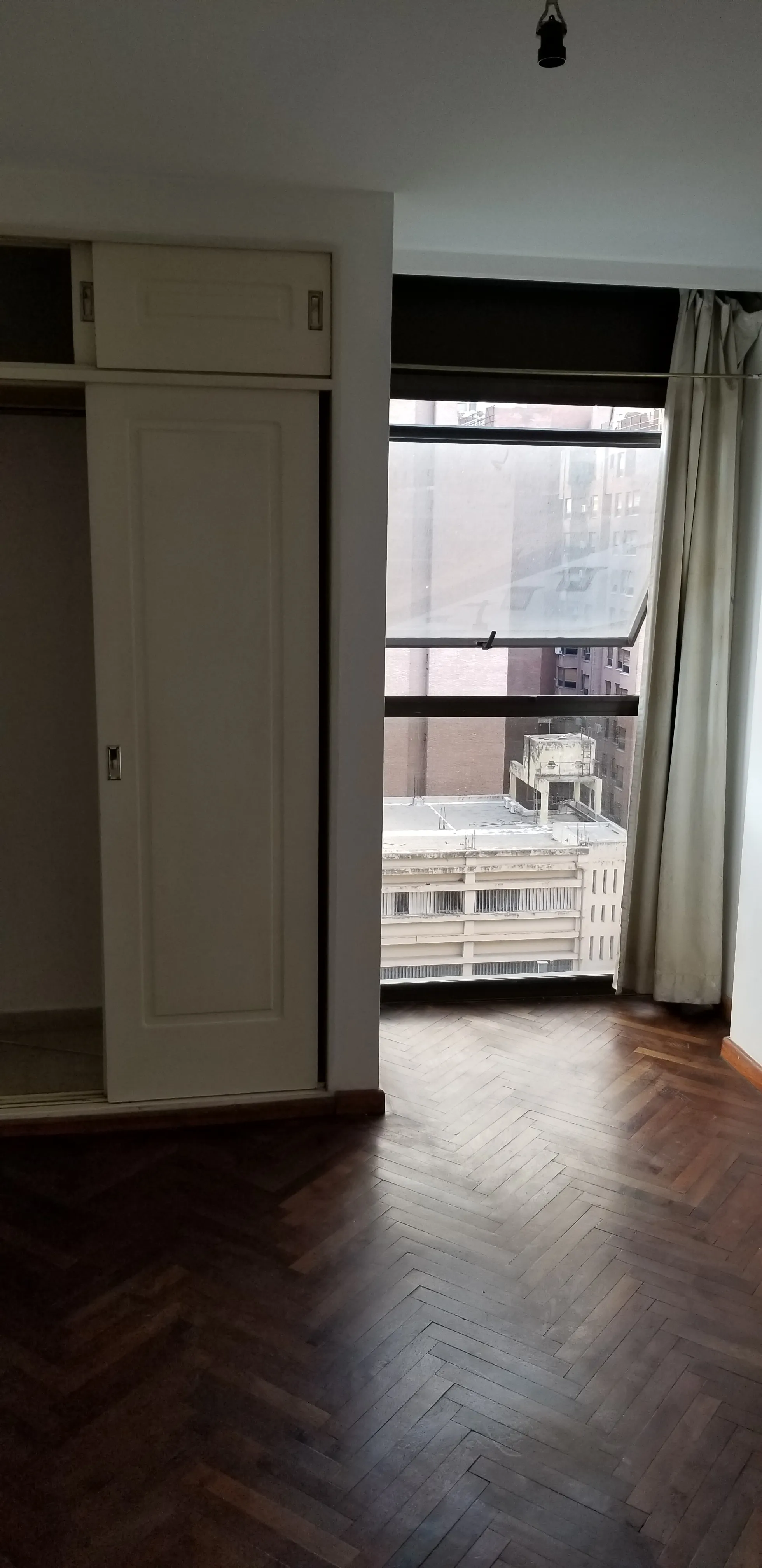 VENDO 1 DORM BALCARCE Y BV ILLIA