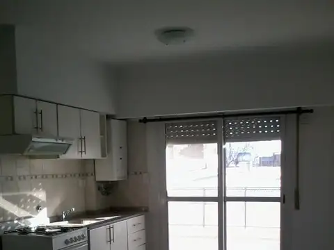 Departamento en Alquiler en Luis Agote, Rosario