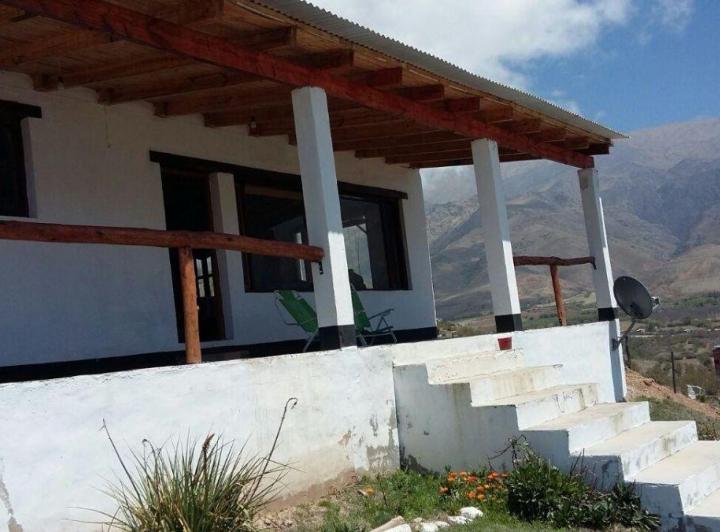 Casa · 75m² · 3 Ambientes · 3 Cocheras