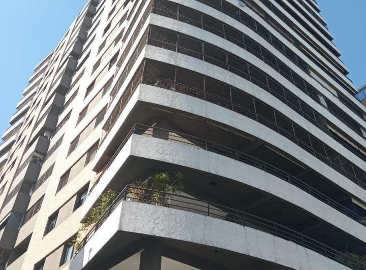 Departamento · 150m² · 5 Ambientes · 1 Cochera