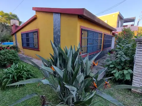Casa en Venta en Pueblo Esther, Rosario