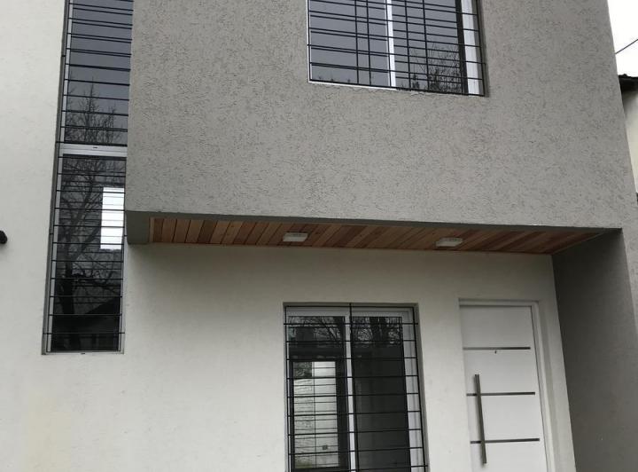 Casa · 71m² · 4 Ambientes · 1 Cochera
