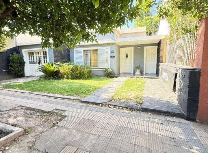 Casa · 201m² · 3 Ambientes · 1 Cochera