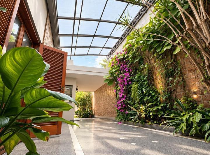 Casa · 300m² · 3 Dormitorios · 3 Cocheras