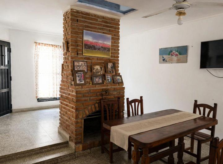 Casa · 131m² · 6 Ambientes · 2 Cocheras