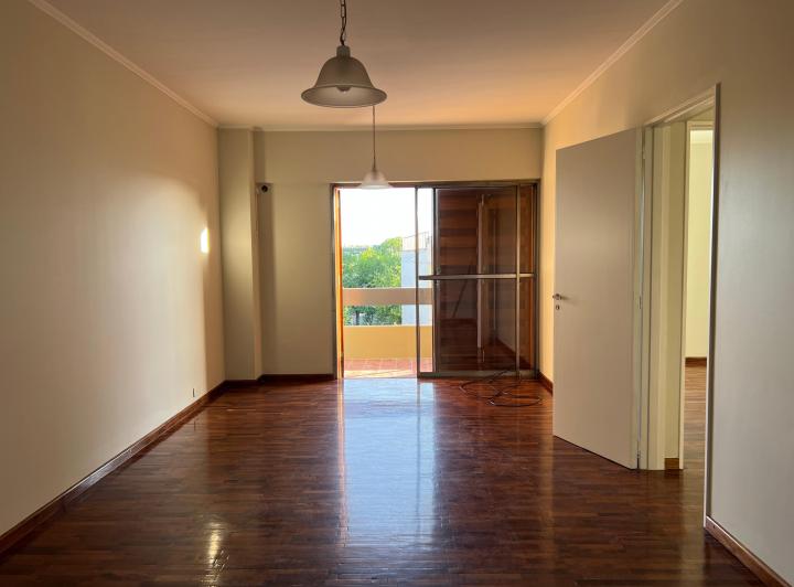 Departamento · 60m² · 4 Ambientes · 1 Cochera