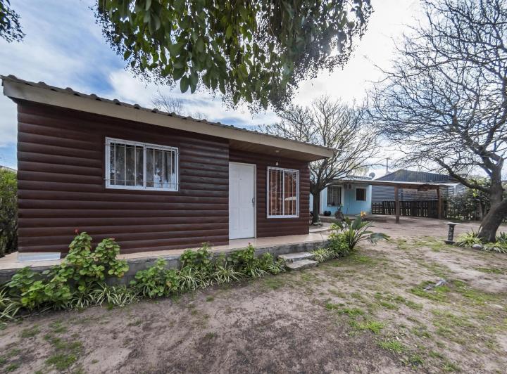 Casa · 128m² · 10 Ambientes · 2 Cocheras