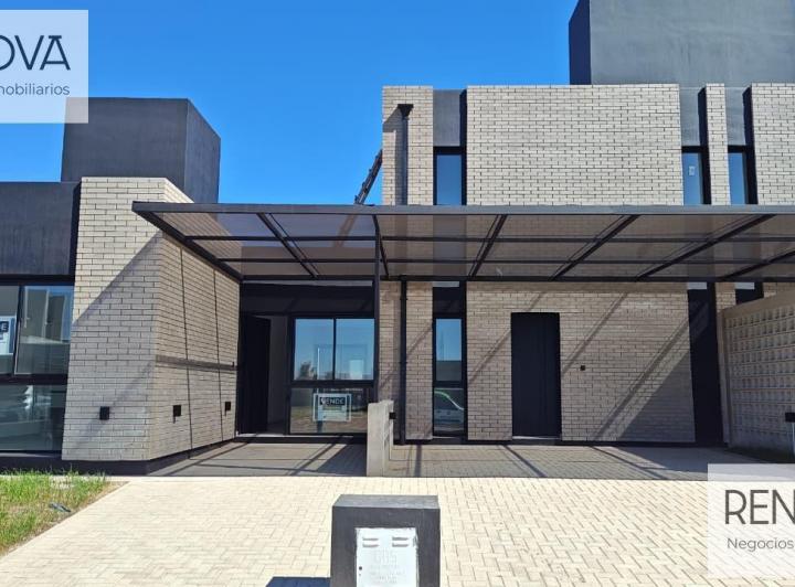 Casa · 80m² · 4 Ambientes · 1 Cochera