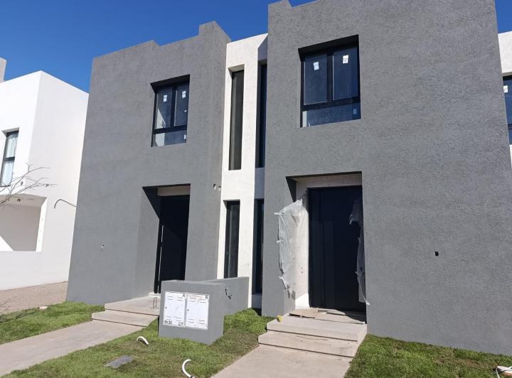 Casa · 128m² · 3 Dormitorios