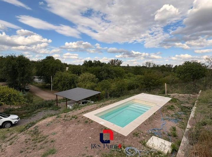 Casa · 130m² · 3 Ambientes · 4 Cocheras