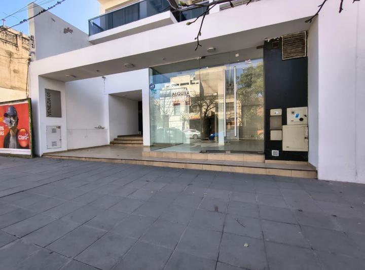 Local comercial · 75m² · 4 Ambientes
