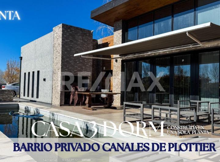 Casa · 249m² · 5 Ambientes · 2 Cocheras