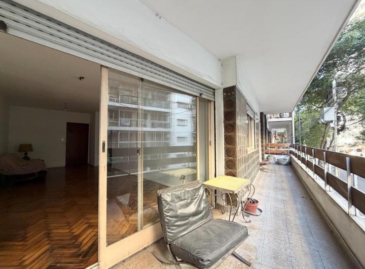 Departamento · 80m² · 4 Ambientes · 1 Cochera