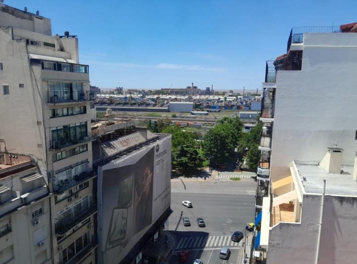 Departamento · 140m² · 6 Ambientes · 1 Cochera