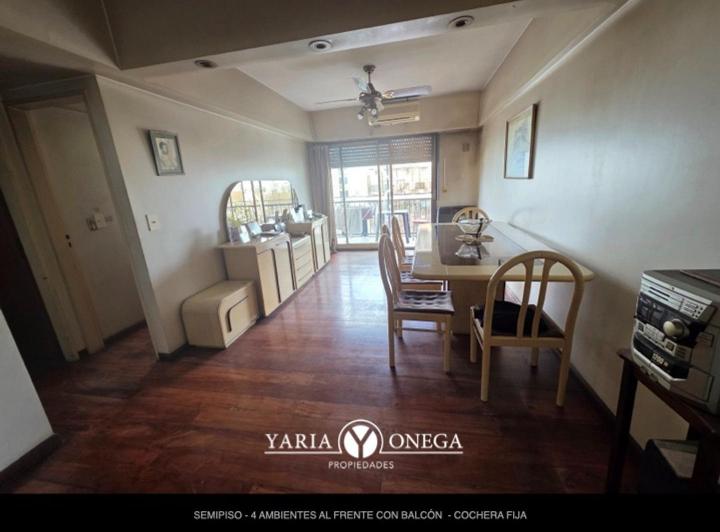 Departamento · 82m² · 4 Ambientes · 1 Cochera