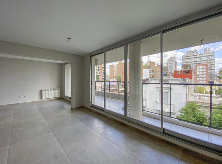 Departamento · 146m² · 5 Ambientes · 1 Cochera