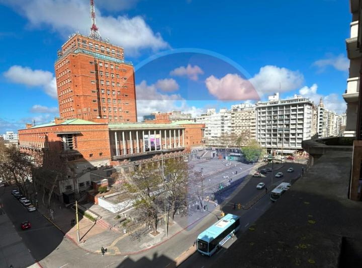 Departamento · 83m² · 8 Ambientes
