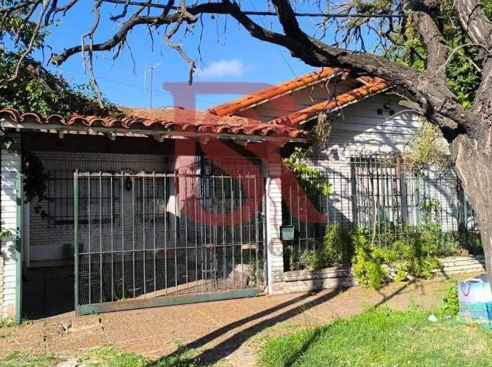 Casa · 70m² · 4 Ambientes · 1 Cochera