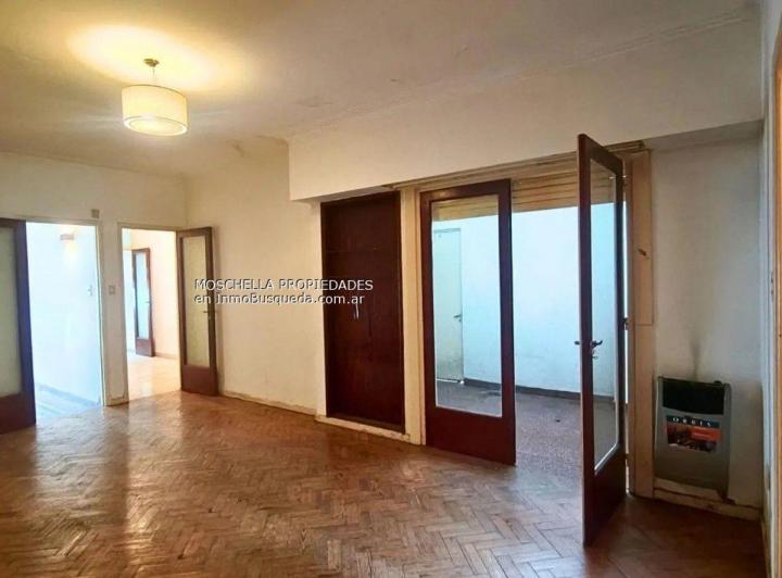 Casa · 80m² · 4 Ambientes · 1 Cochera
