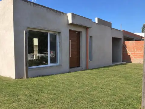 Casa en Venta en Roldan, San Lorenzo