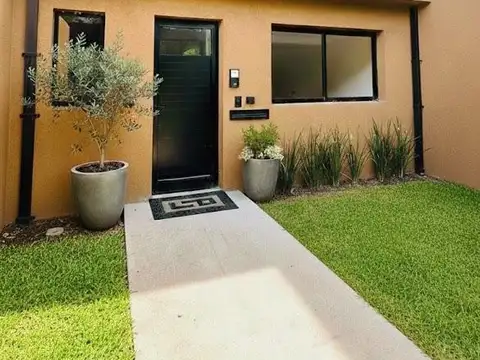 Casa en Venta en Roldan, San Lorenzo