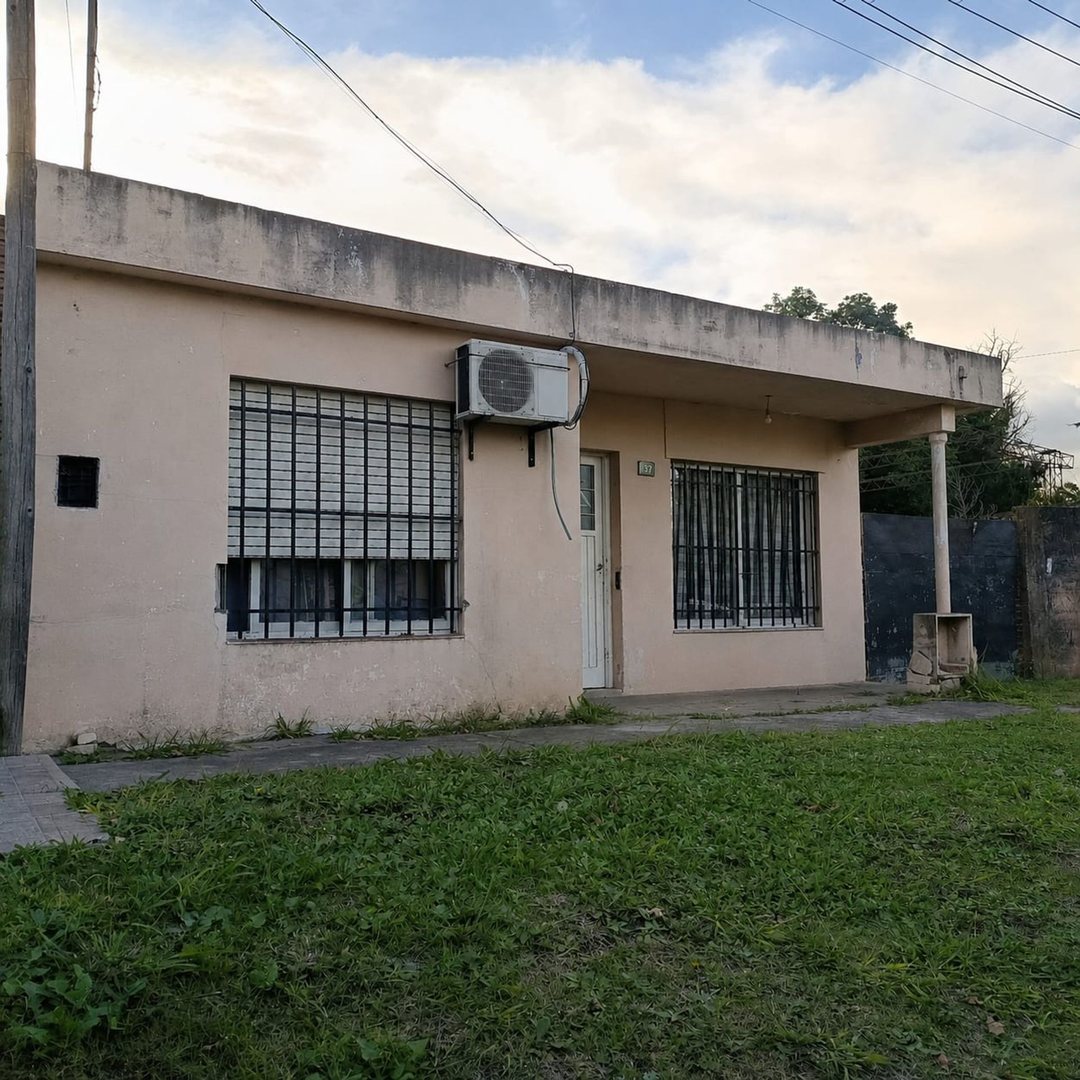 VENTA CASA 2 DOMIS SAN NICOLAS