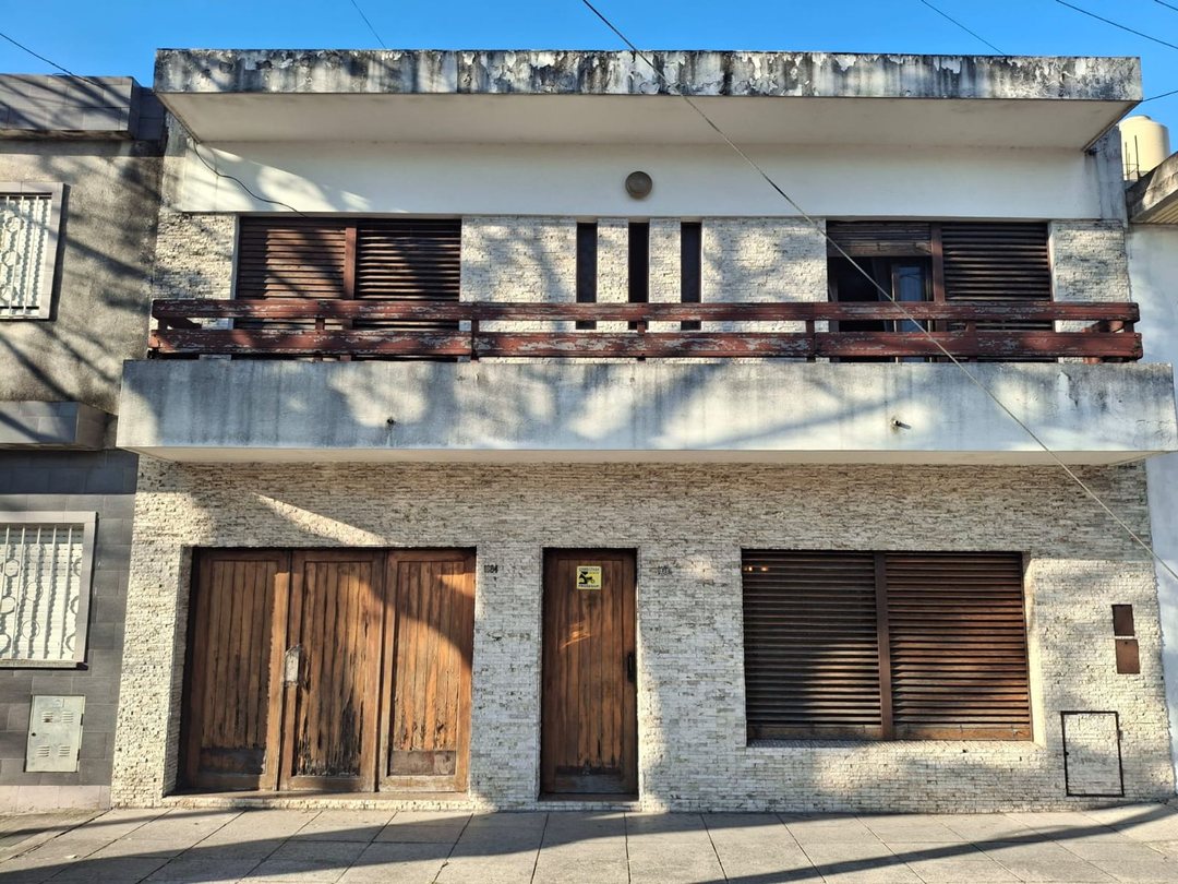 VENTA CASA TIPO PH EN 2 PLANTAS 4 AMB MATADEROS