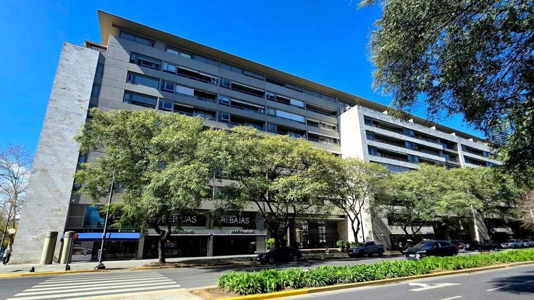 Venta Monoambiente en Edificio Madero Plaza