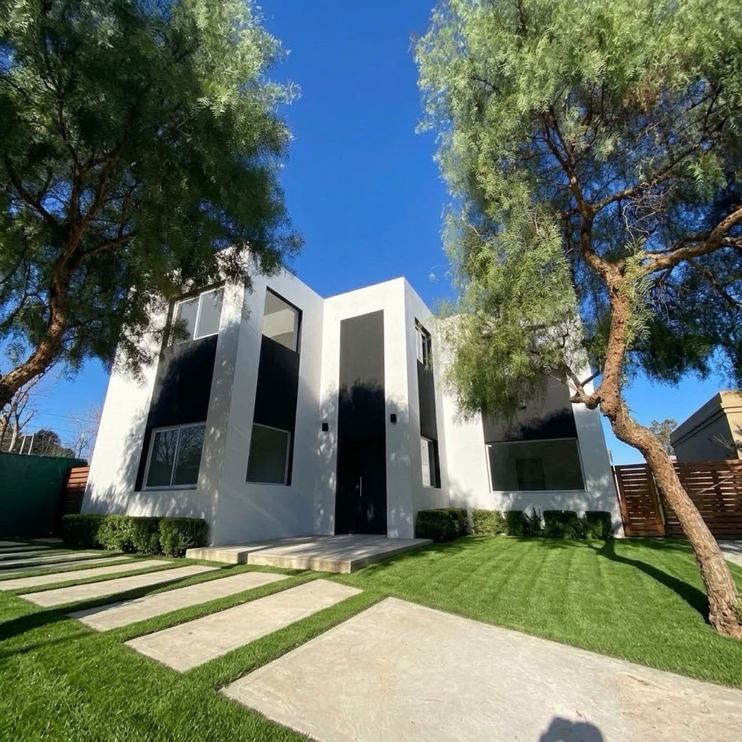 CASA 4 AMB EN VENTA EN BARRIO SANTA EMILIA