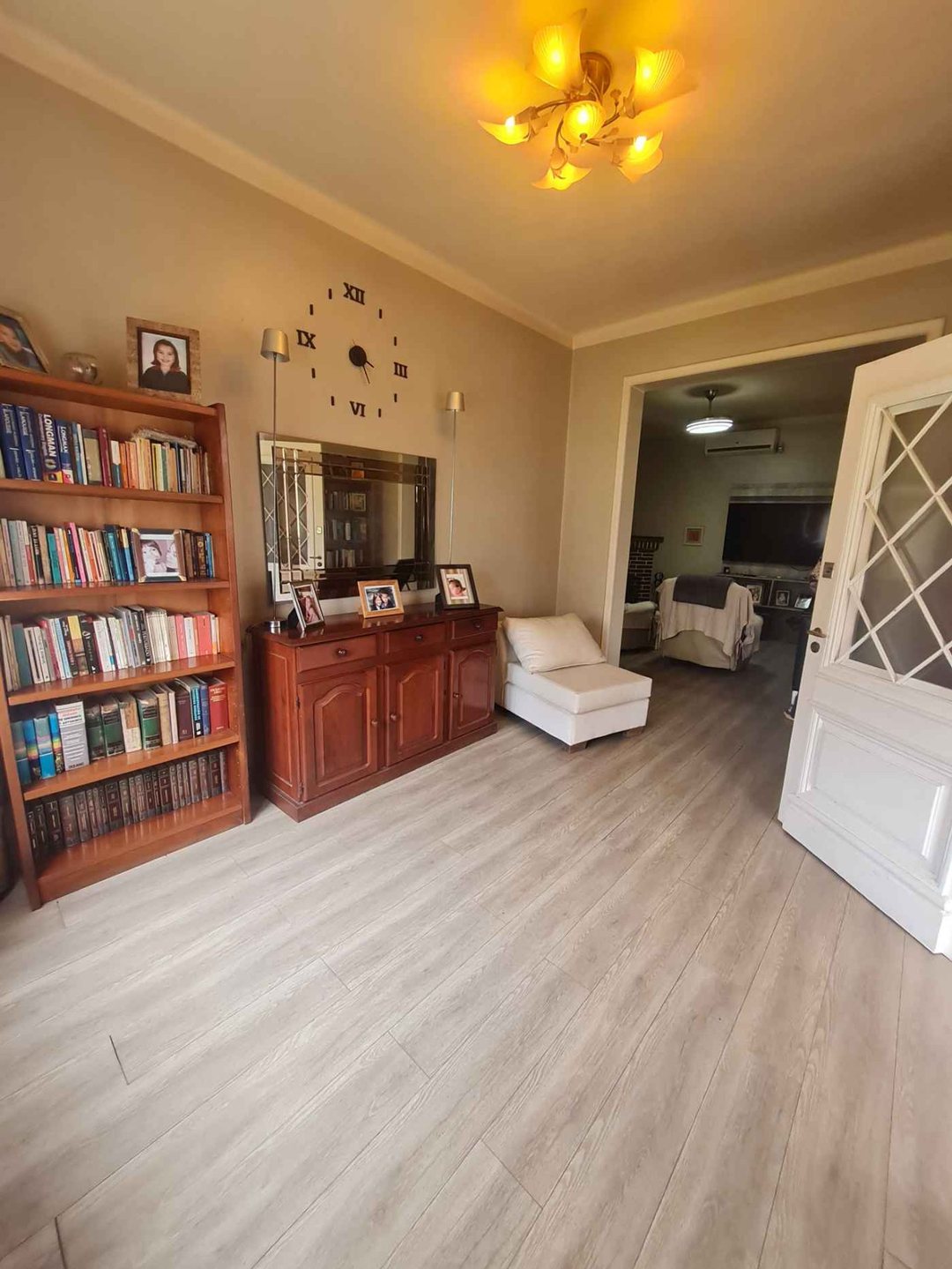 Venta de chalet 5 ambientes B Champagnat, Lujan.