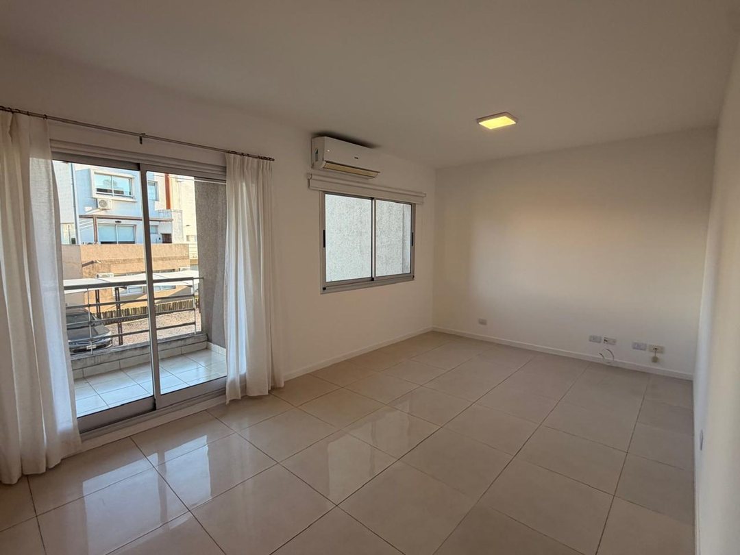 Departamento 3 ambientes en alquiler en Nordelta