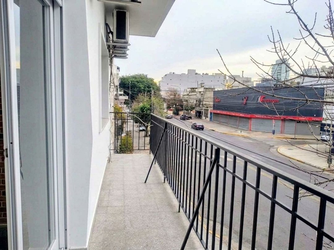 DEPTO 3 amb. en VENTA en Villa Pueyrredon C/BALCÓN