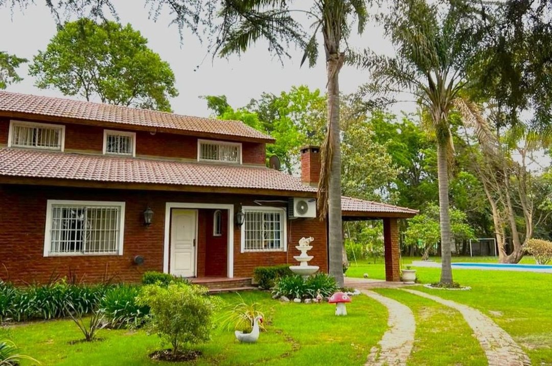 Venta de Casa Quinta en Parque Juralo