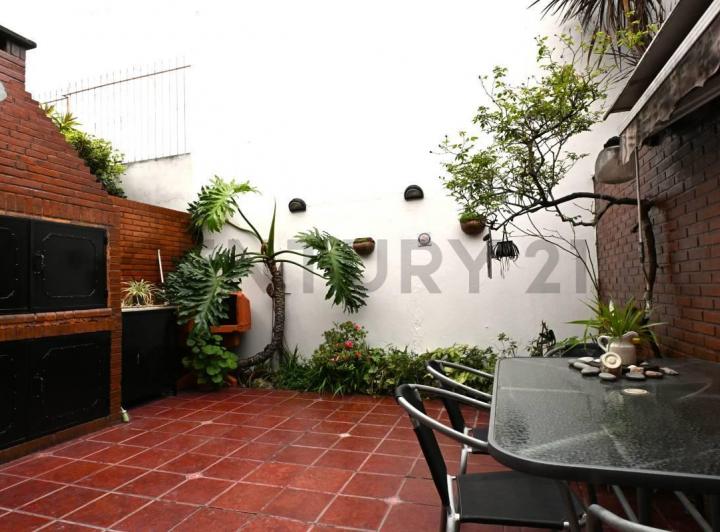 PH · 130m² · 4 Ambientes · 1 Cochera