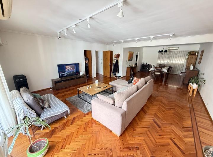 Departamento · 176m² · 4 Ambientes · 2 Cocheras