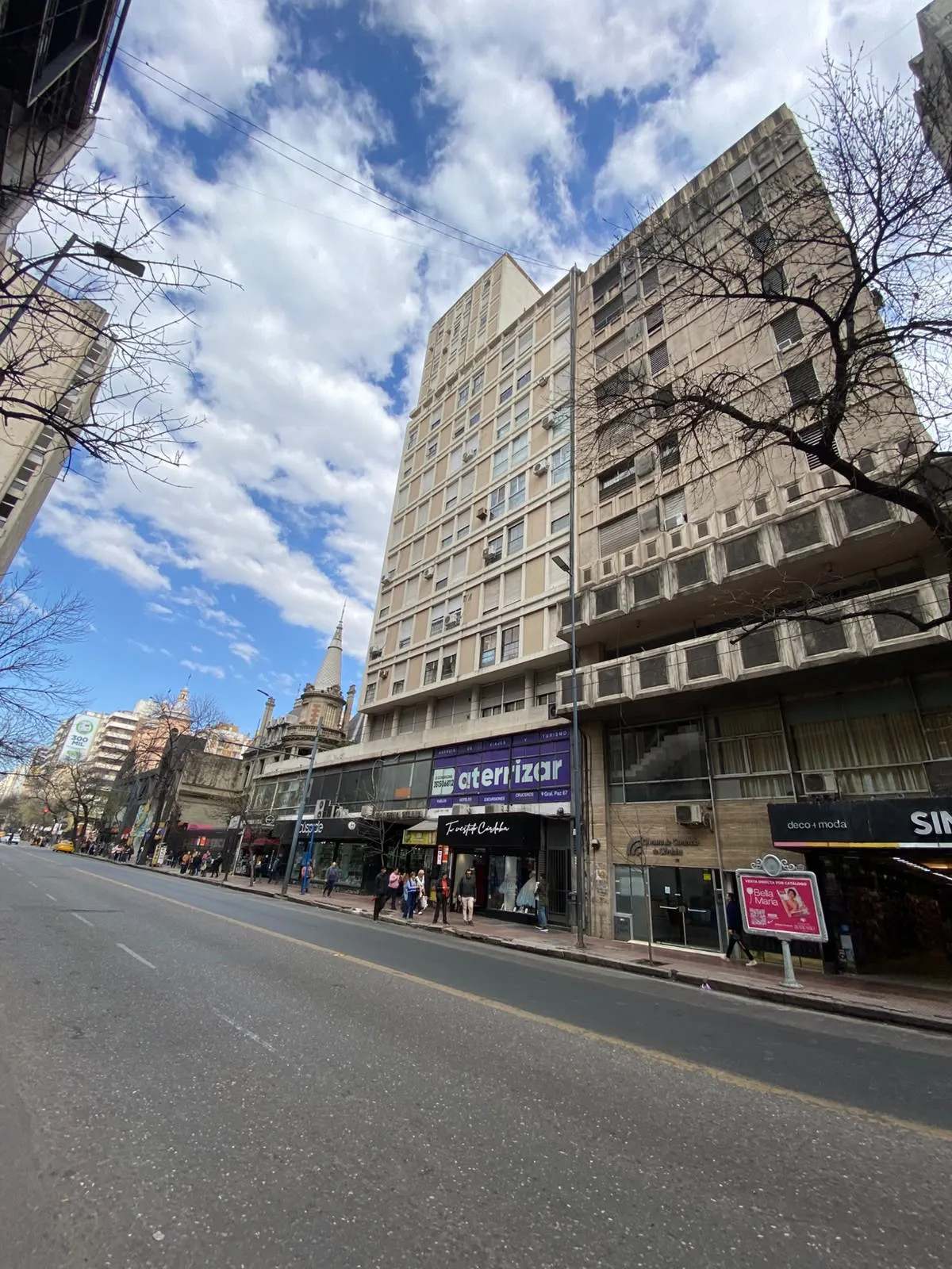 CENTRO - GRAL PAZ ESQ DEAN FUNES - UN DORMITORIO