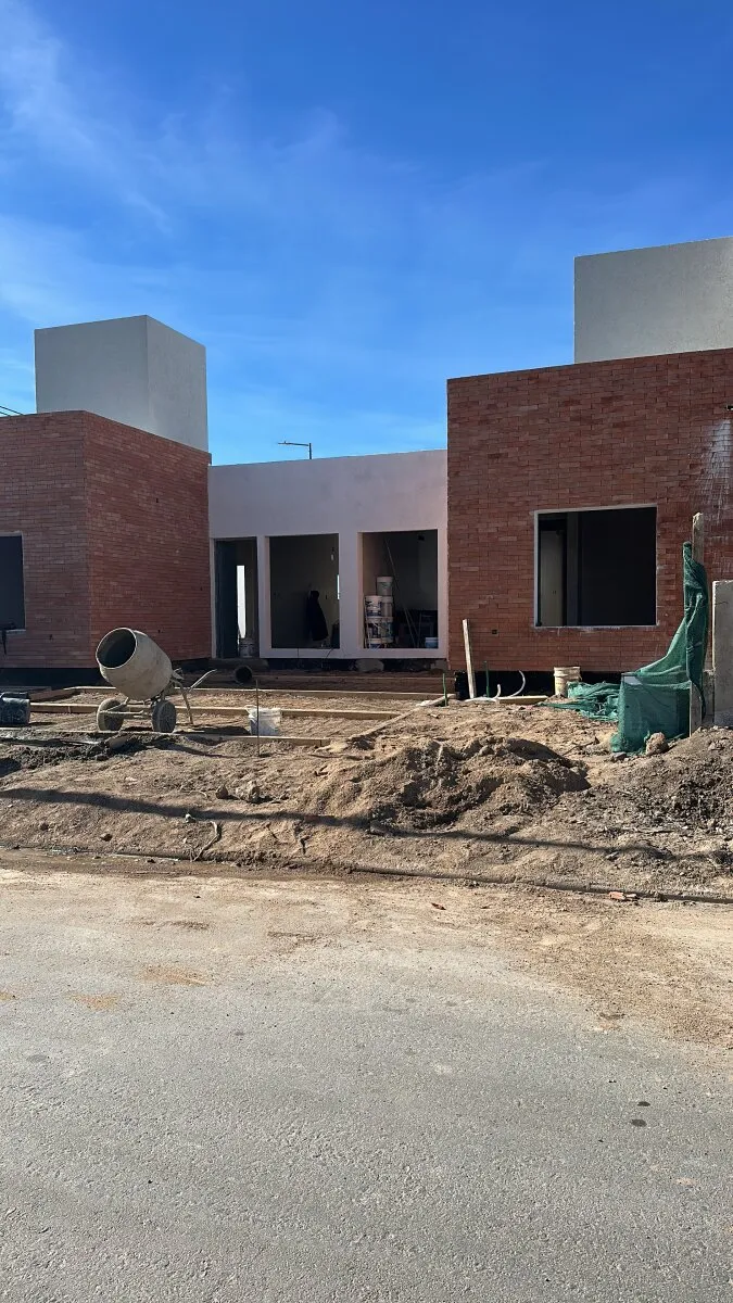 Duplex en Venta de 2 Dormitorios 1 Baño - Pampas de Manantiales