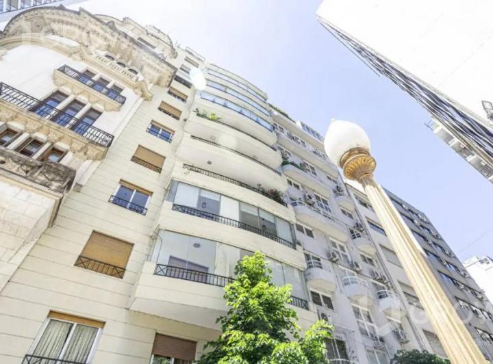 Departamento · 200m² · 4 Ambientes · 2 Cocheras